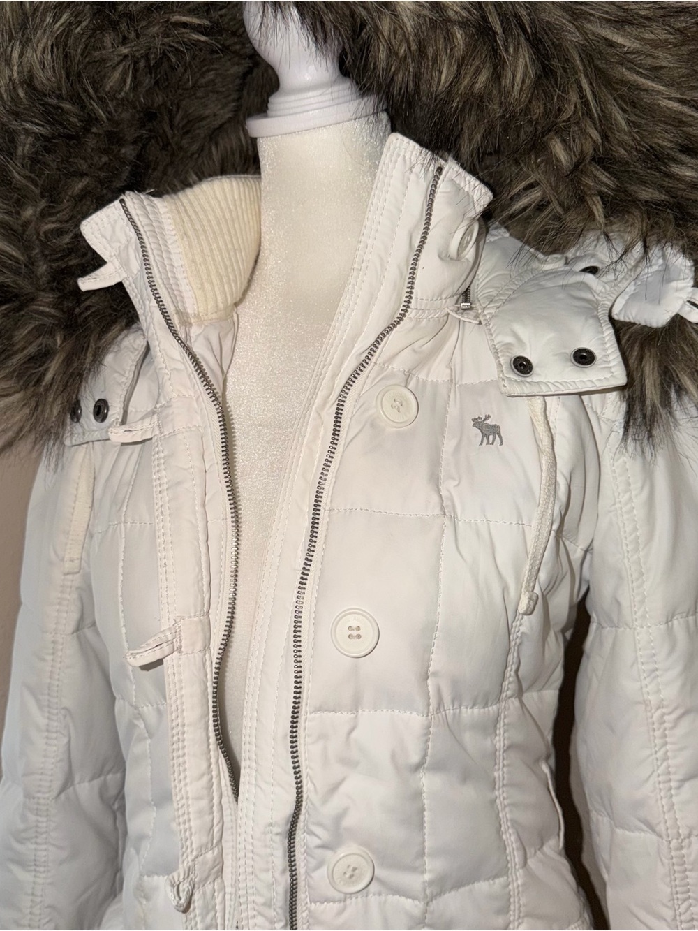 Vintage Y2K Abercrombie & Fitch 2000s Faux Fur Hooded Zip Up Puffer Jacket - Picture 3 of 13